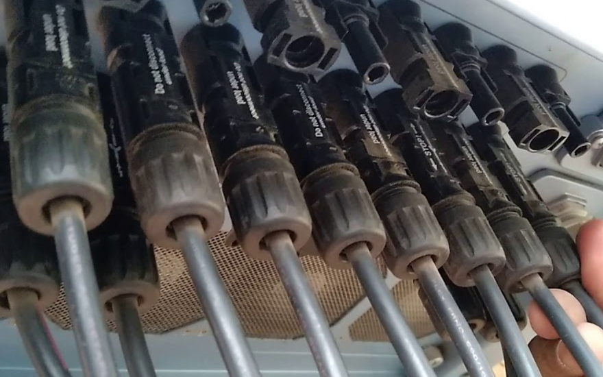 mc4 connector